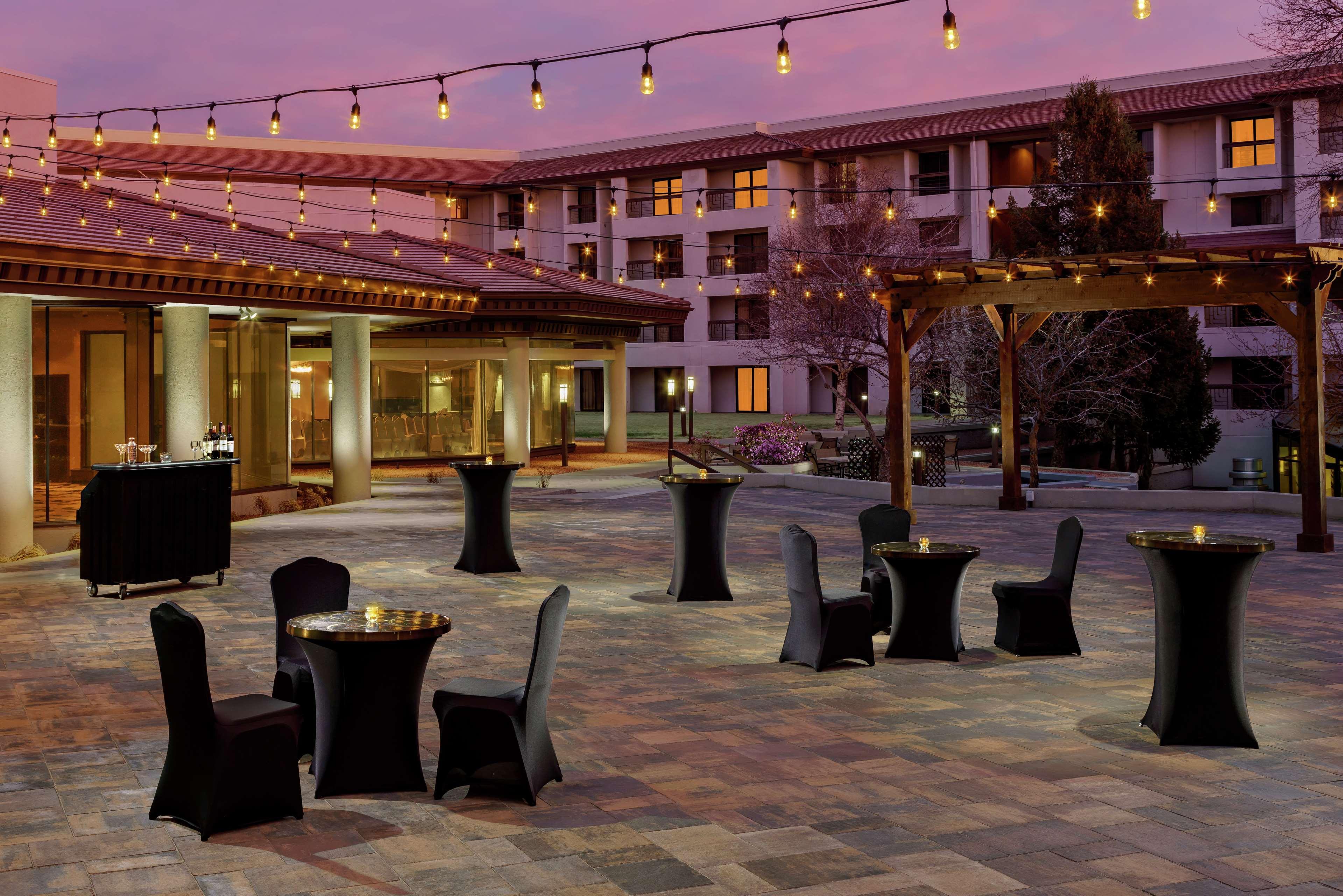 Doubletree By Hilton Colorado Springs Hotel Exterior foto